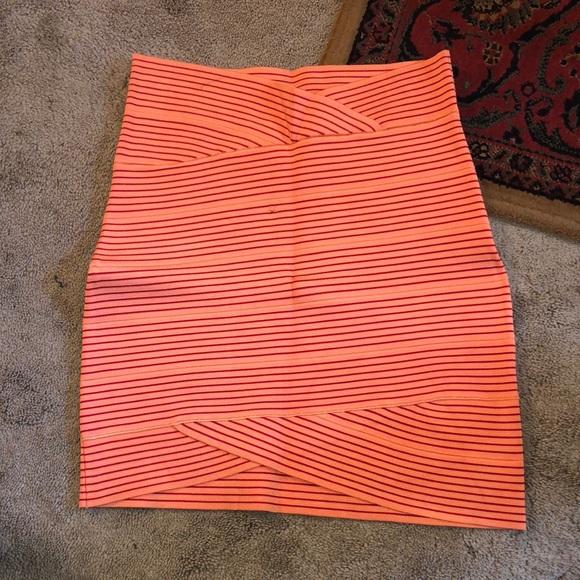 Bandage skirt (M) - Picture 1 of 5